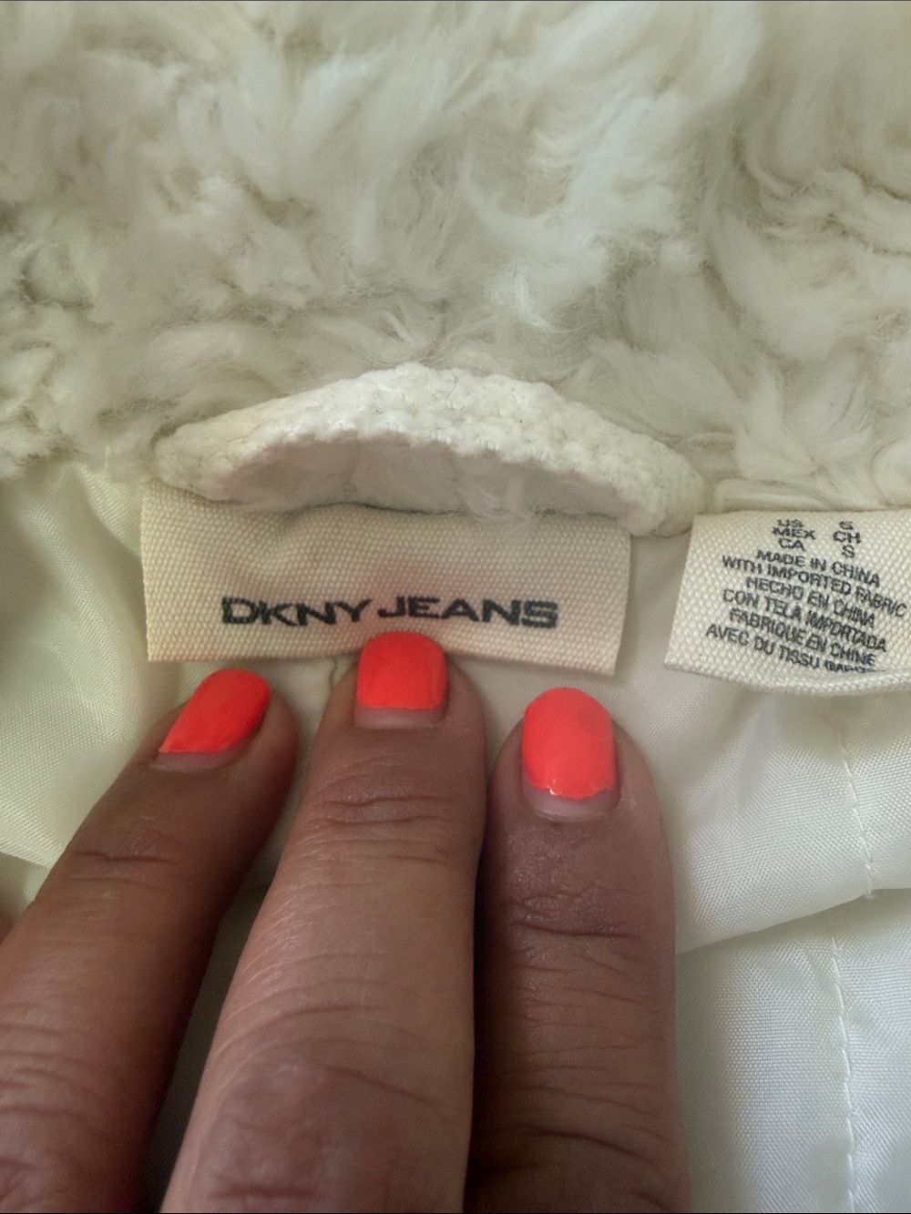 DKNY Jeans Cream Quilted sleeveless Jacket - Cream - Picture 9 of 15